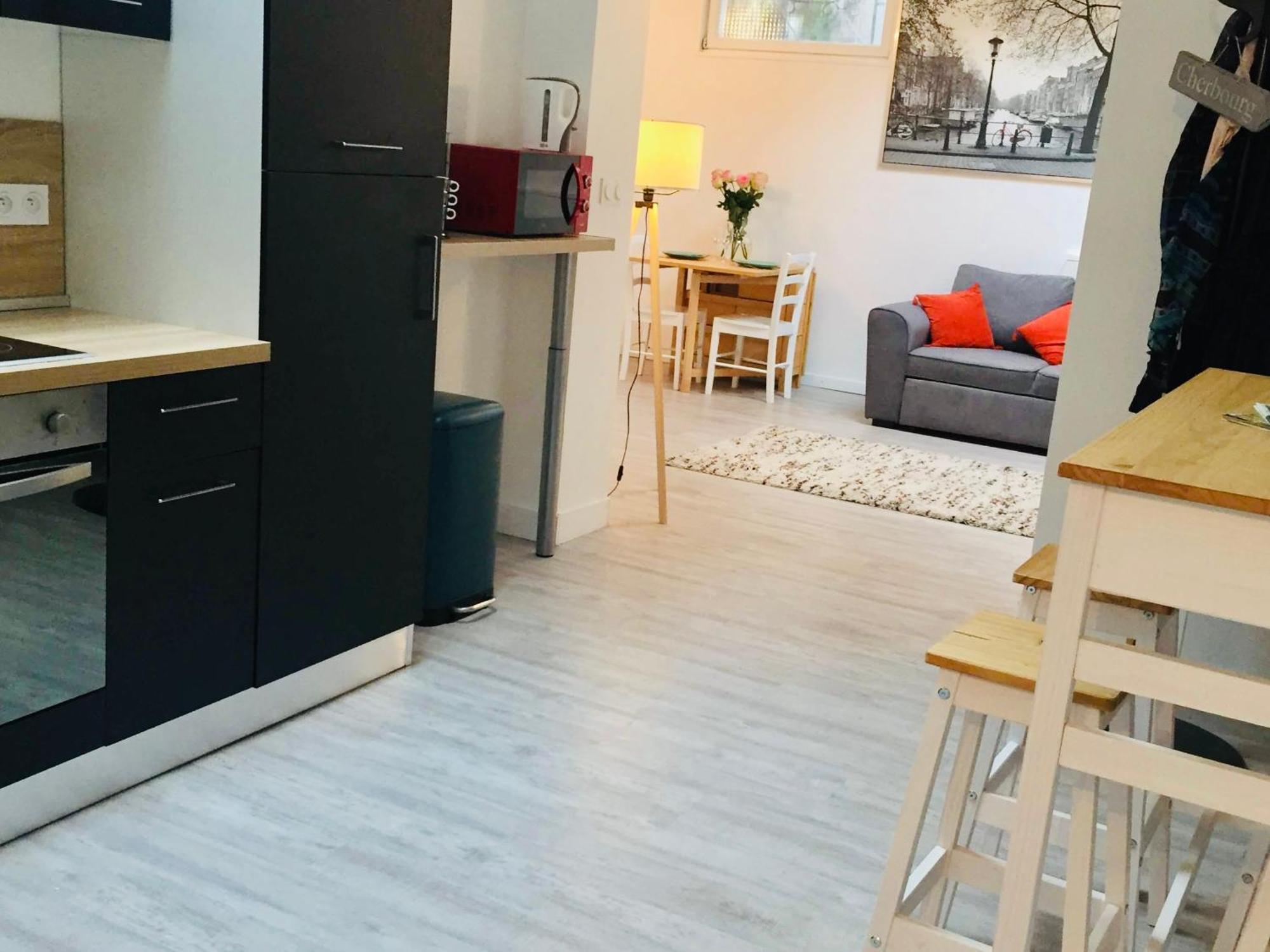 Chaleureux Et Spacieux Appartement De Centre-Ville - Lit King Size - Netflix Cherbourg-en-Cotentin Bagian luar foto
